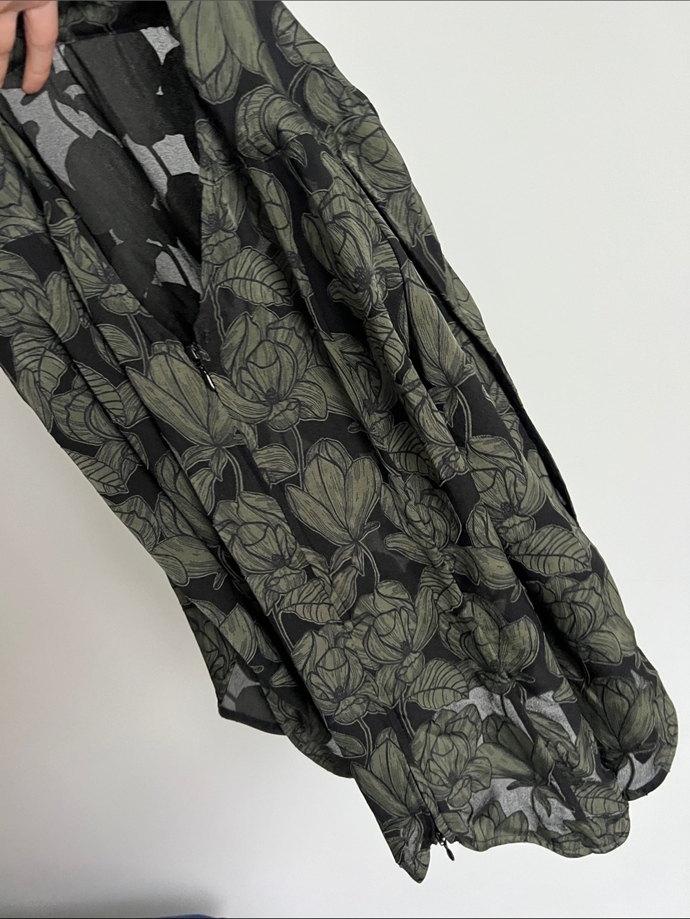 ANNE FONTAINE green and black floral leaf print 3/4 long sleeve top shirt blouse - Picture 9 of 11